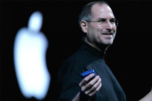 Bài học truyền cảm hứng từ câu chuyện cuộc đời của Steve Jobs