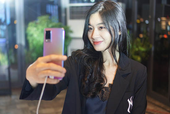 Smartphone chuyên selfie tích hợp 5G giá 10 triệu tại Việt Nam - Ảnh 10.