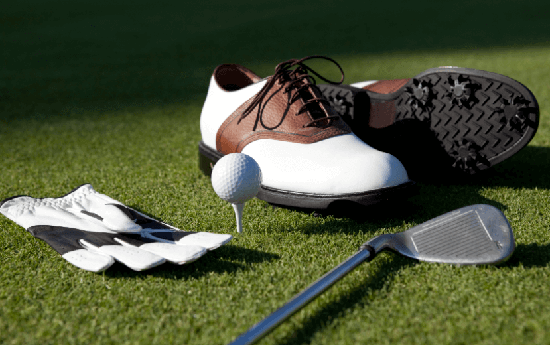 Cách vệ sinh dụng cụ Golf - vệ sinh giày golf - Doanh nhân và Gofl